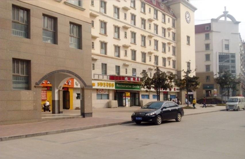 西亞斯國際教育學院-鄭州西亞斯學院怎么樣會不會有貧富歧視什么的