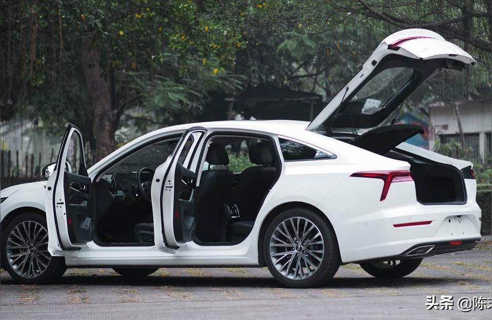 汽車之家2022最新報價一汽-2022款寶來落地大概多少錢