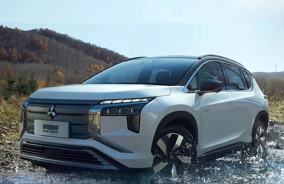 022三凌車越野車價格表-三菱歐藍德2022款有五座價格"