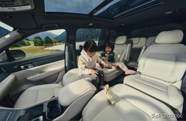 理想one新2022款價位-理想汽車品牌所生產的新能源汽車理想ONE這款車型售價貴不貴