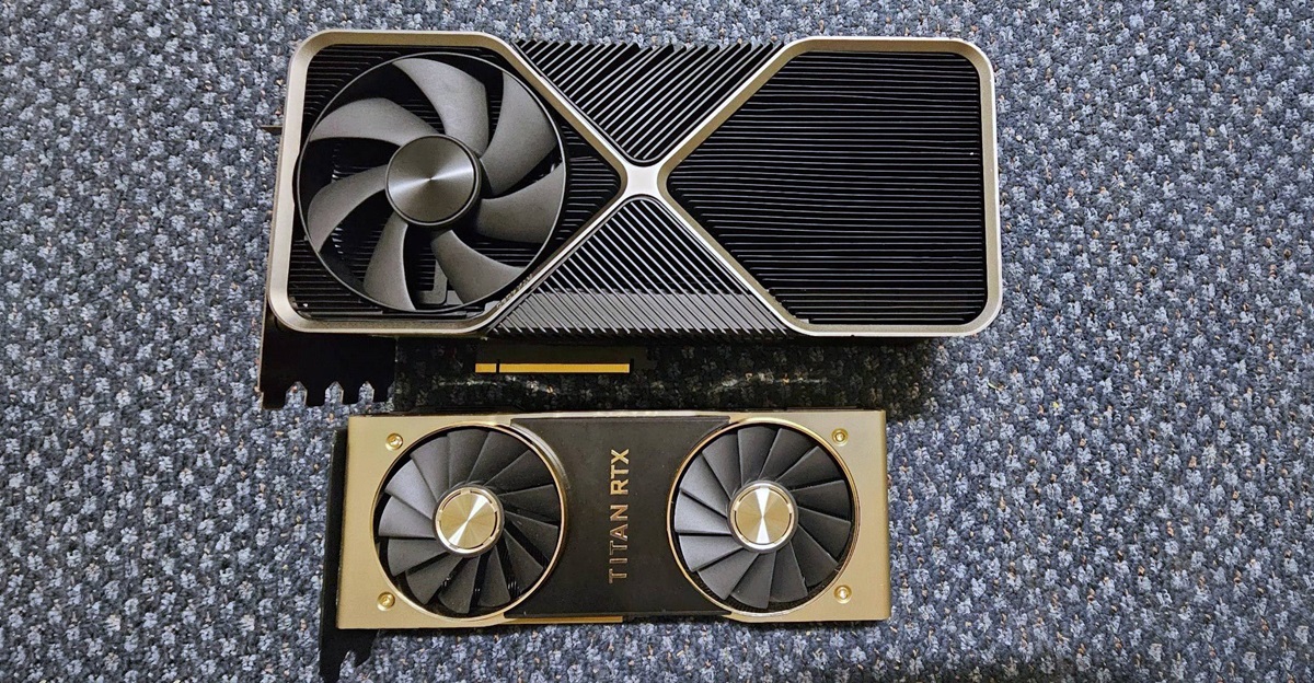 RTX 4090 Ti/TITAN公版顯卡再現身 900W功耗