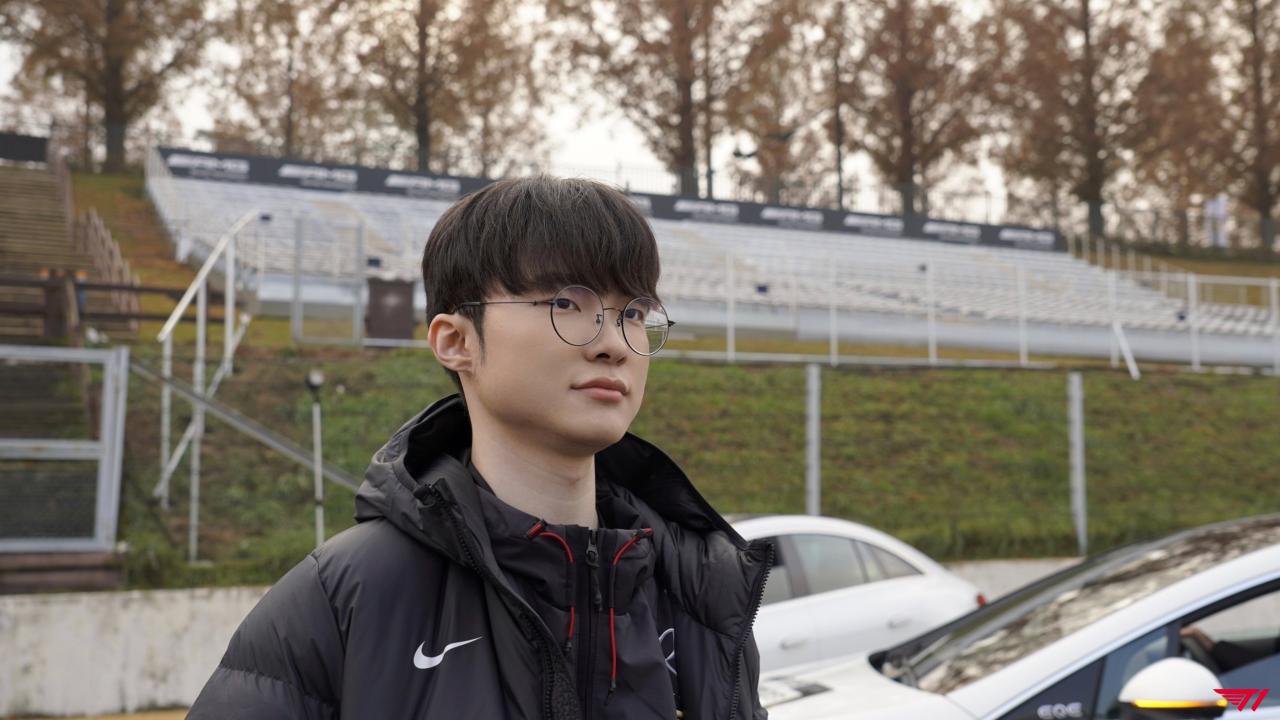T1分享冠軍中野活動返圖：開奔馳的Faker