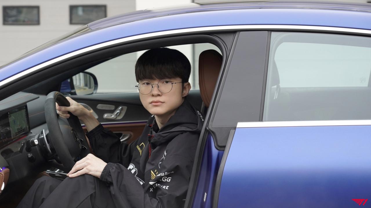 T1分享冠軍中野活動返圖：開奔馳的Faker