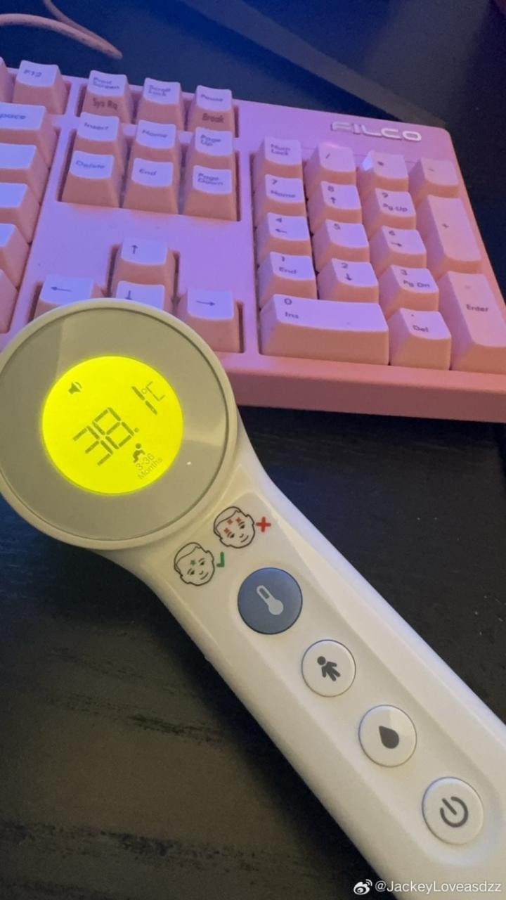 JackeyLove更博：這幾天播不了了 去醫院看過了不是流感